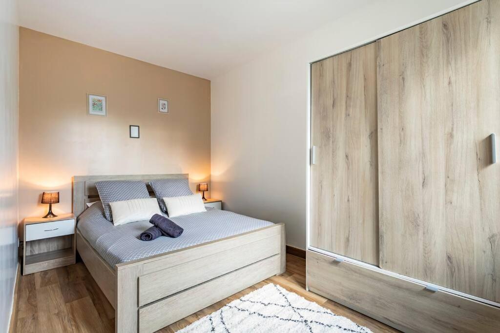 Le Nid - Lormont : Votre Escapade Apartman Kültér fotó